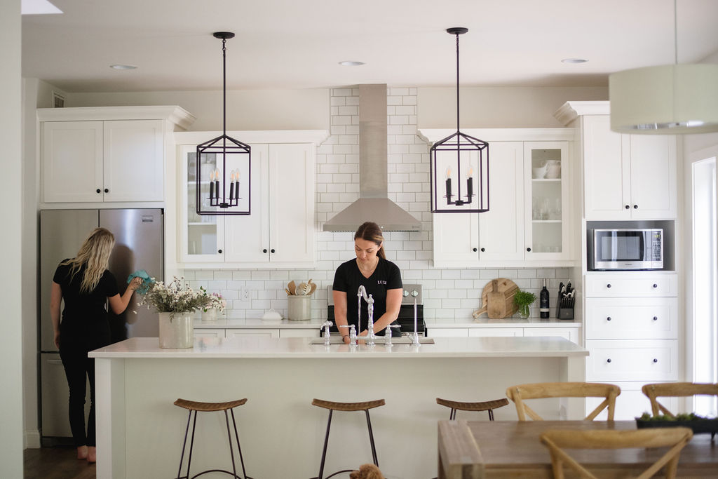 clean freak clean home cleaning clean cleaning tips clean Steinbach Winnipeg clean home professional cleaners tidy organization cleaning service kitchen. Bathroom bedroom