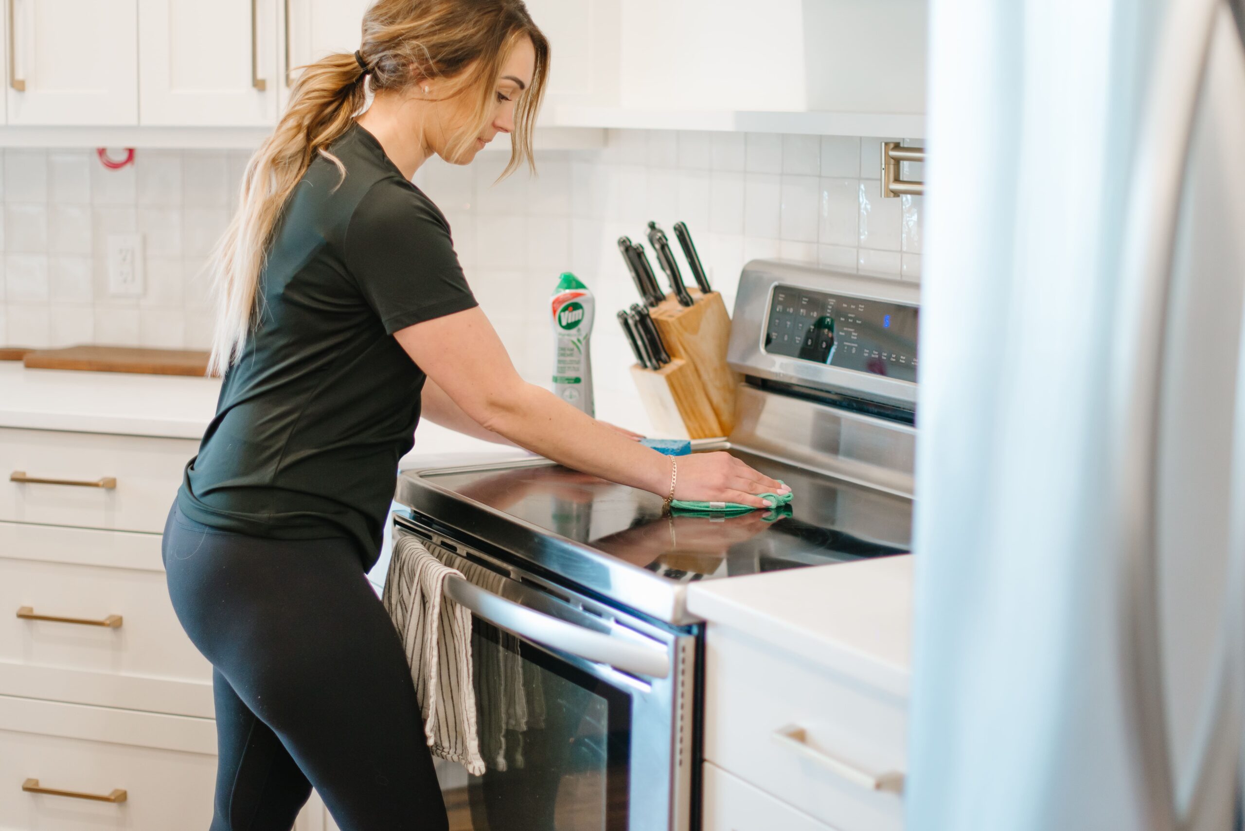clean freak clean home cleaning clean cleaning tips clean Steinbach Winnipeg clean home professional cleaners tidy organization cleaning service kitchen. Bathroom bedroom