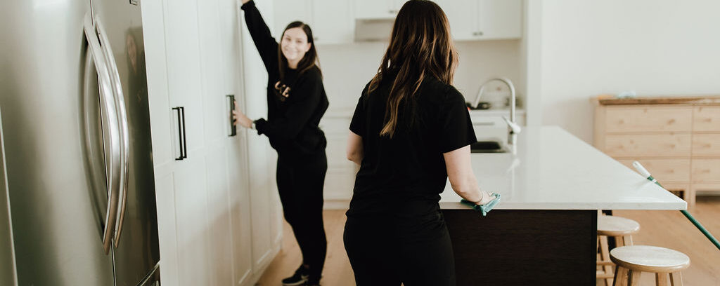 Home cleaning cleaning services clean home deep clean spring clean winnipeg steinbach niverville manitoba quality clean clean freak home cleaning tips moving clean cleaning services homeowners property owners realtors construction companies