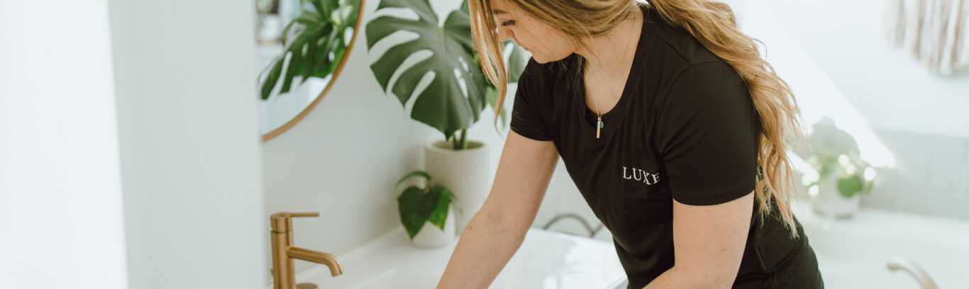 Home cleaning cleaning services clean home deep clean spring clean winnipeg steinbach niverville manitoba quality clean clean freak home cleaning tips moving clean cleaning services homeowners property owners realtors construction companies