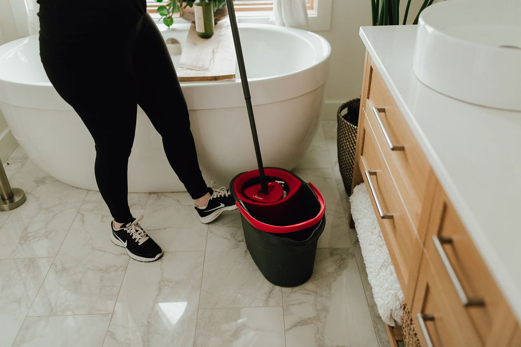 Home cleaning cleaning services clean home deep clean spring clean winnipeg steinbach niverville manitoba quality clean clean freak home cleaning tips moving clean cleaning services homeowners property owners realtors construction companies