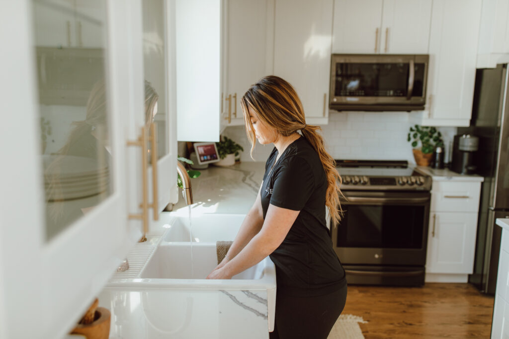 Home cleaning cleaning services clean home deep clean spring clean winnipeg steinbach niverville manitoba quality clean clean freak home cleaning tips moving clean cleaning services homeowners property owners realtors construction companies